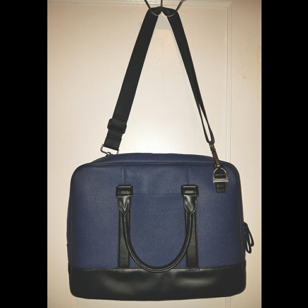 NWT Men's Calvin Klein Leather Bag laptop section